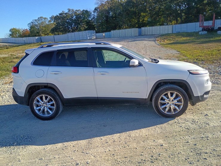 2014-jeep-cherokee-image-9