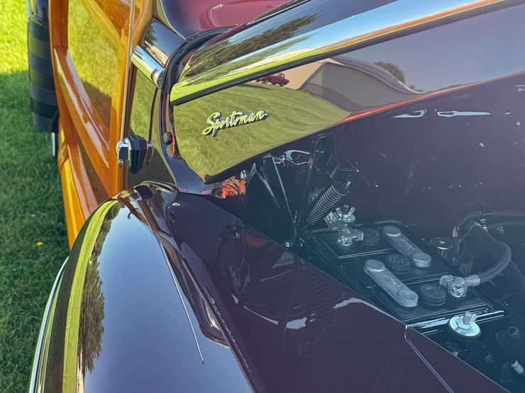 1947-ford-super-deluxe-sportsman-image-87