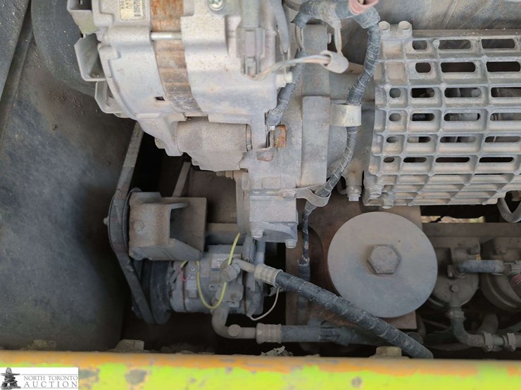 2010-john-deere-450-image-72