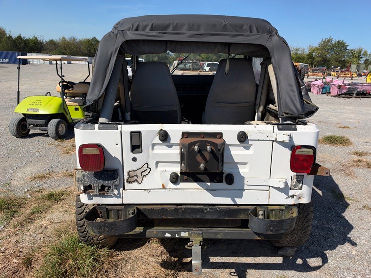 jeep-wrangler-image-6