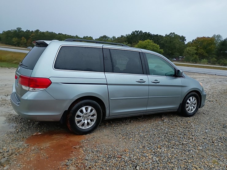 2008-honda-odyssey-image-8