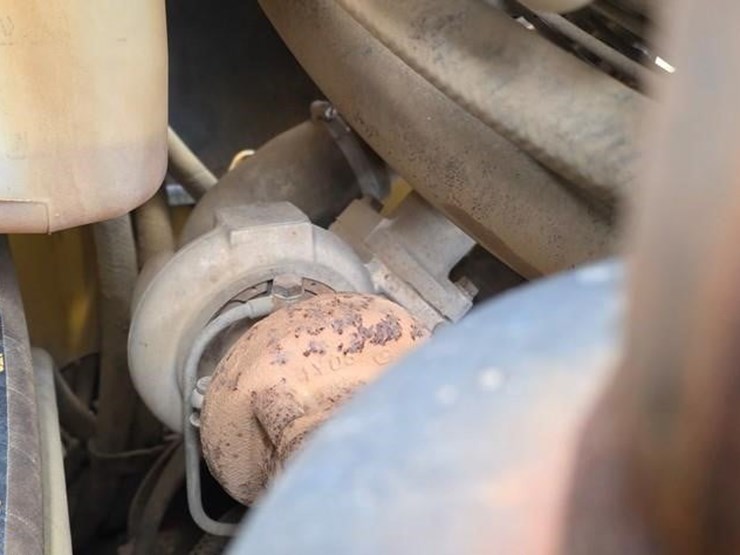 2012-caterpillar-259b3-image-44