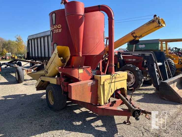new-holland-355-image-4