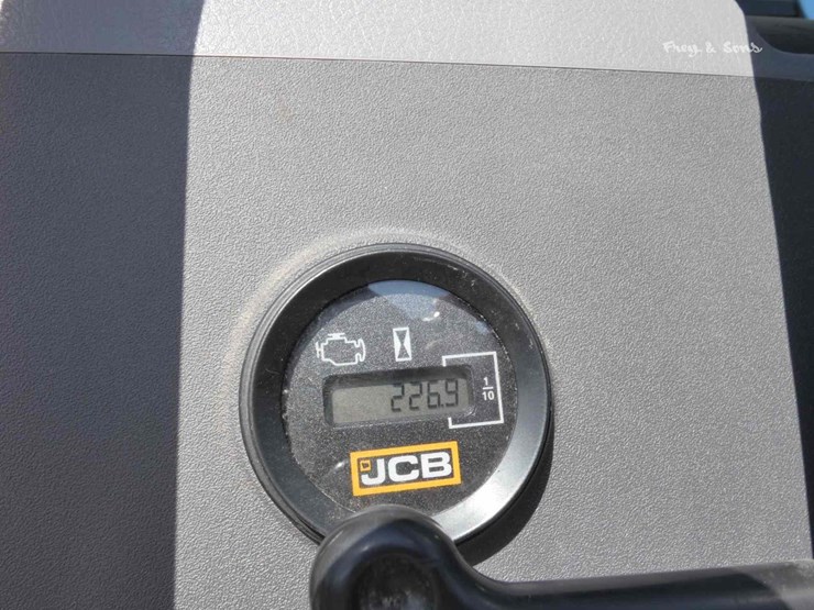 jcb-245xr-image-6
