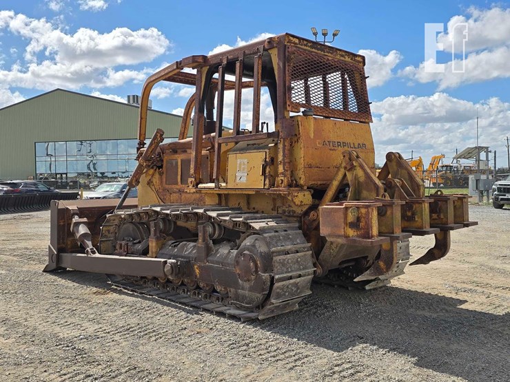 caterpillar-d6d-image-4