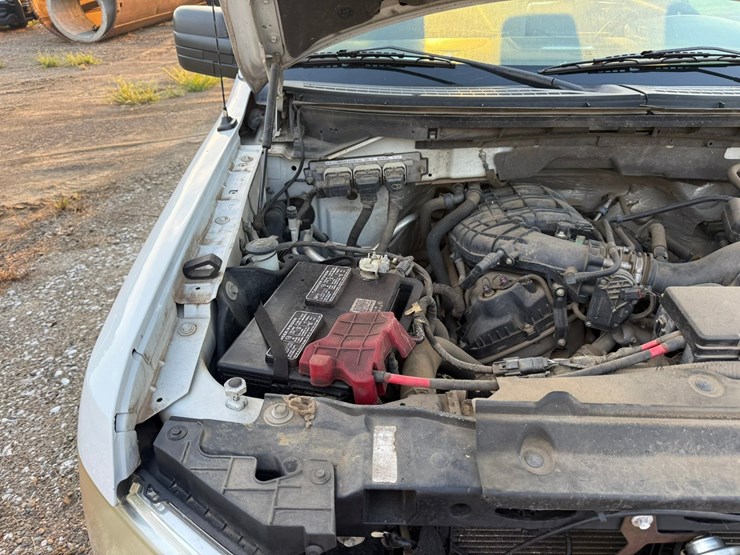 2014-ford-f150-xl-image-26