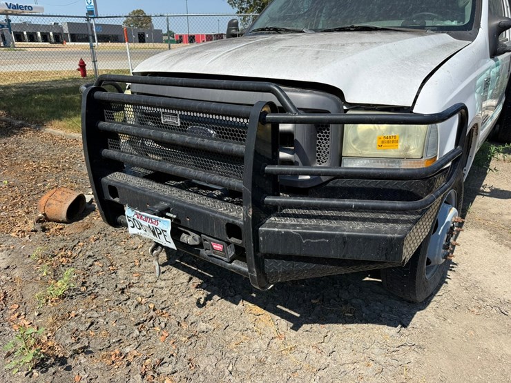 2004-ford-f450-image-31