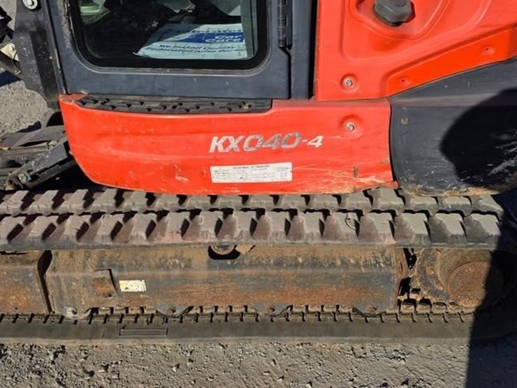 2017-kubota-kx040-4-image-17
