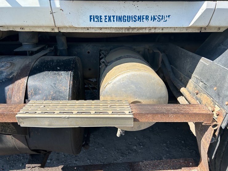 1994-mack-ch613-image-53