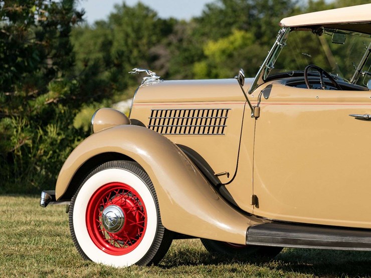 1935-ford-deluxe-phaeton-image-14