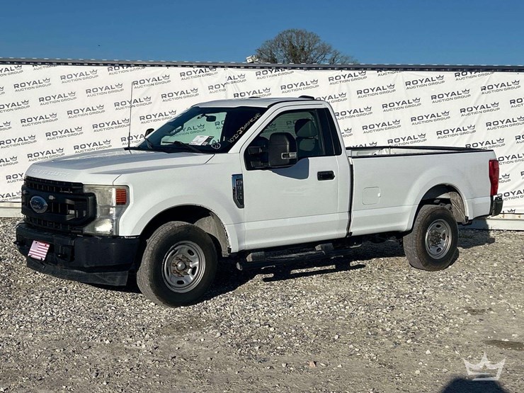 2022-ford-f350-image-1
