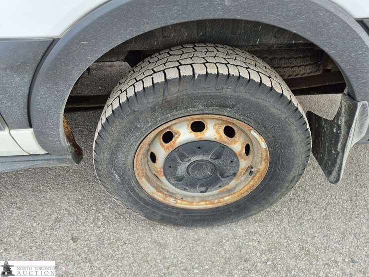 2018-ford-transit-image-23