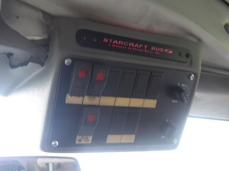 2016-ford-e450-image-22