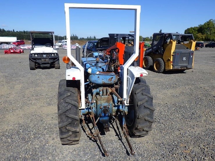 ford-tractor-image-6