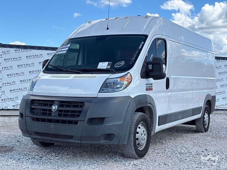 2018-ram-promaster-2500-image-1
