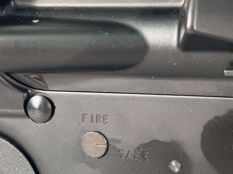 radical-firearms-rf-15-5.56mm-rifle-sn#-25-088585,-adjustable-stock,-manual,-in-original-box-image-15