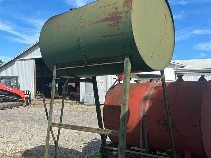 #183-•-elevated-fuel-storage-tank-on-stand-image-1