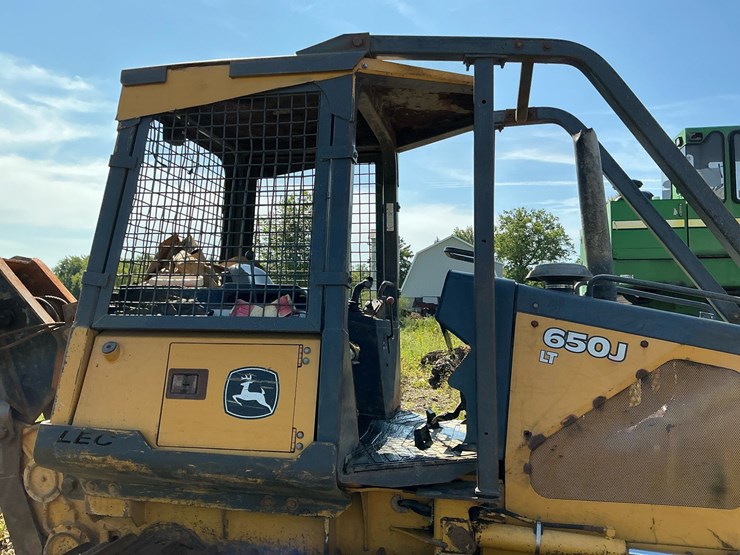 deere-650j-lt-image-40