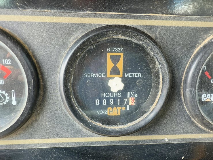 2000-caterpillar-d5c-lgp-image-36