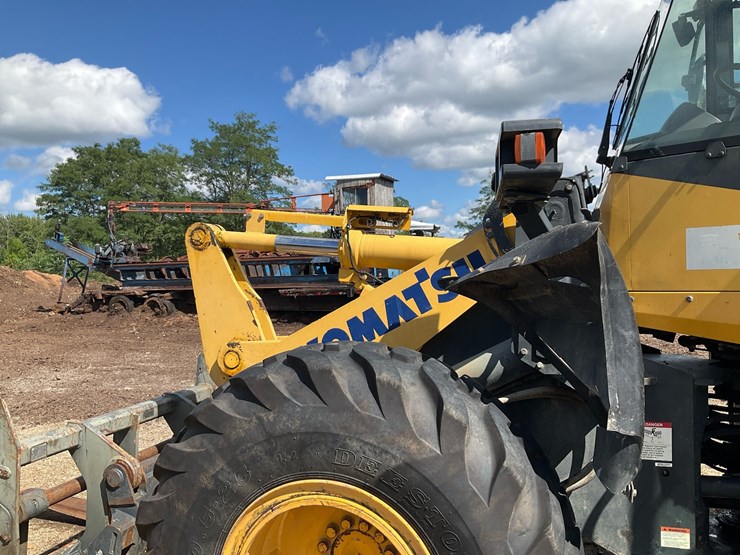 2016-komatsu-wa200-7-image-29