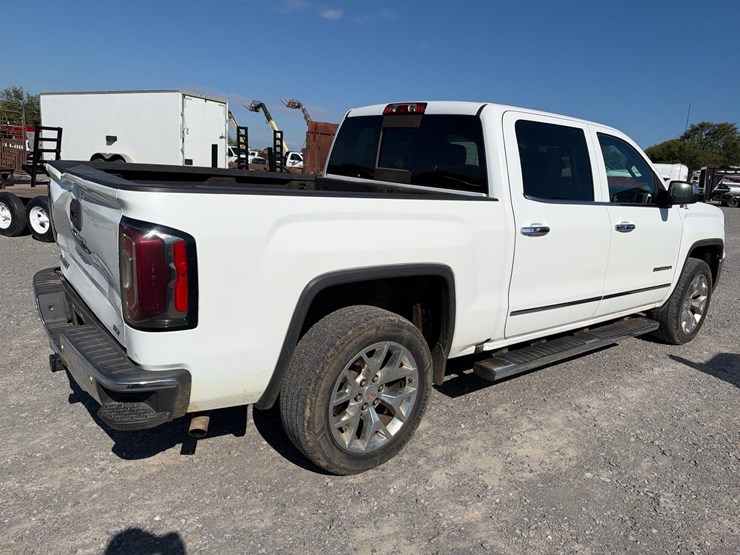 2016-gmc-1500-image-6
