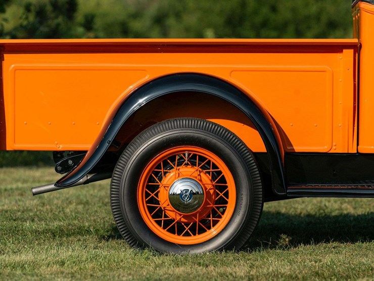 1933-ford-v8-roadster-pickup-image-6