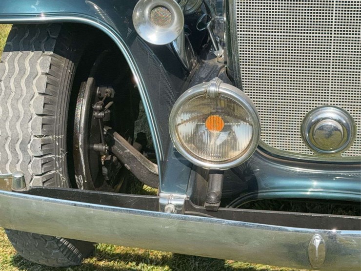 1932-cadillac-v-16-fleetwood-image-9