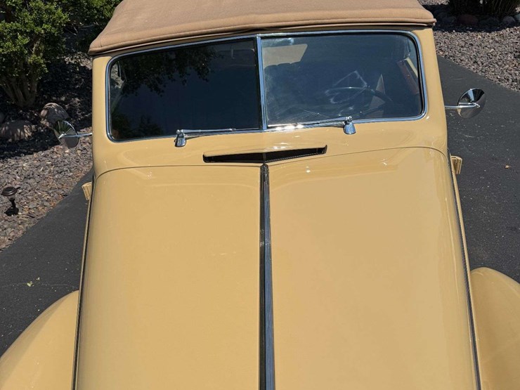 1937-cadillac-series-60-five-passenger-touring-sedan-image-6