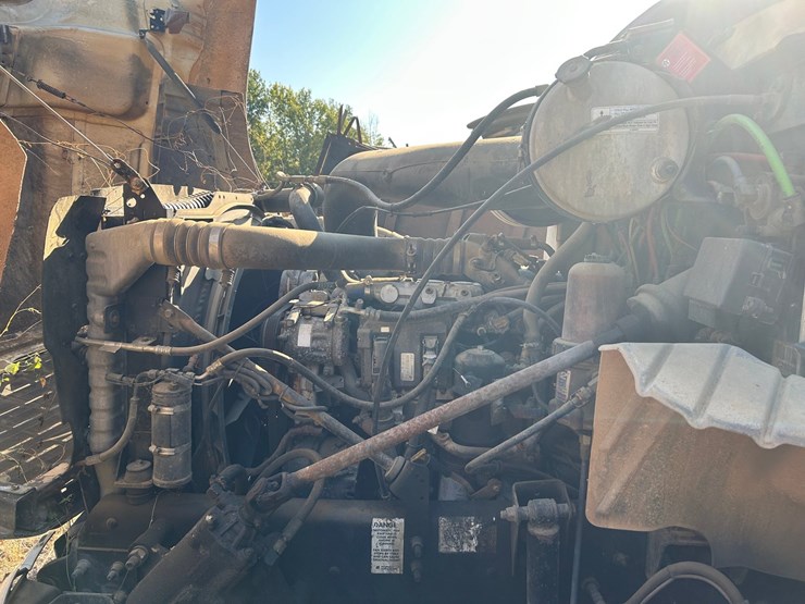 #10581-•-2006-mack-cxn613-daycab-s/a-truck-tractor-1m1ak06y36n008620-inv#10581-image-58