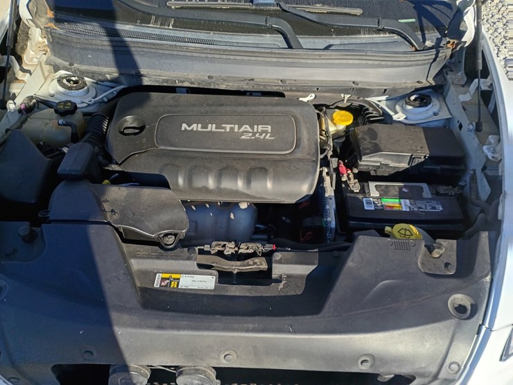 2014-jeep-cherokee-image-14