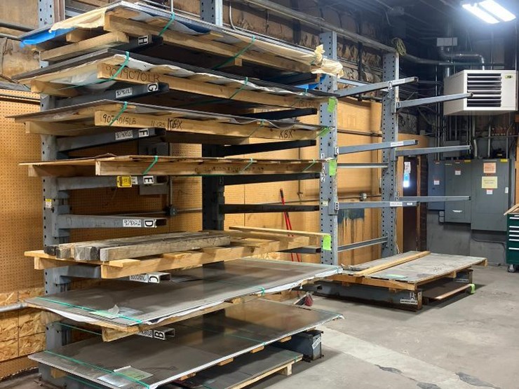 (2x)-cantilever-racks,-12'-x-68"-(no-contents)-image-1