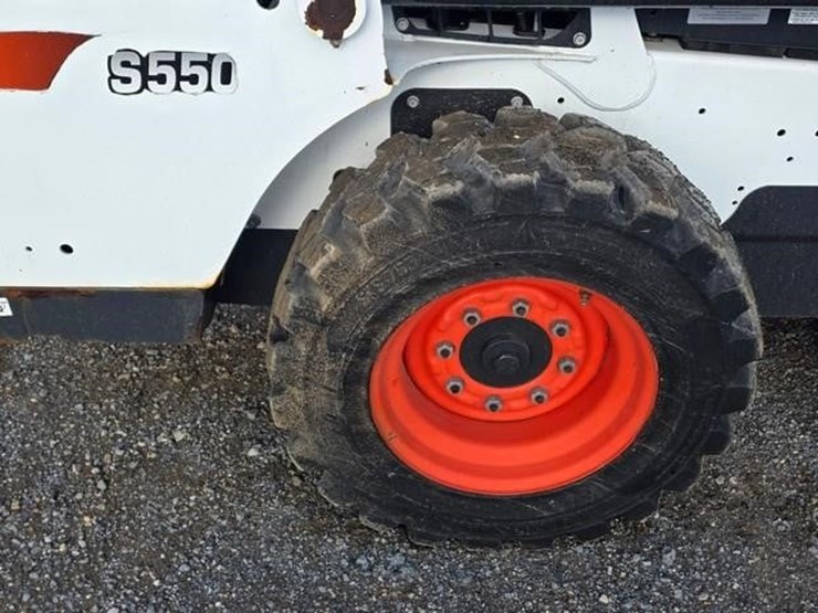 2018-bobcat-s550-image-14