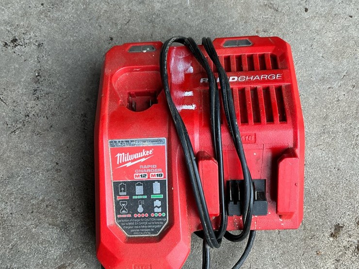 #114-•-milwaukee-m18-fuel-blower,-chainsaw-powerhead,-and-rapid-charger-image-15