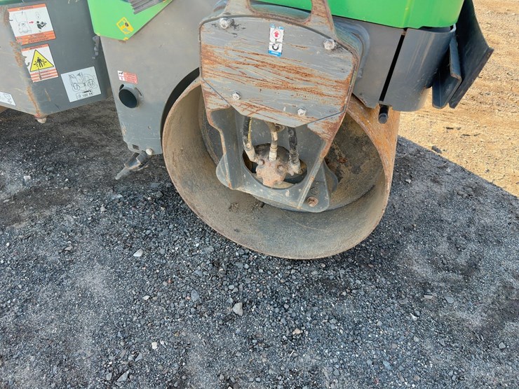 2018-wacker-neuson-rd12a-image-8