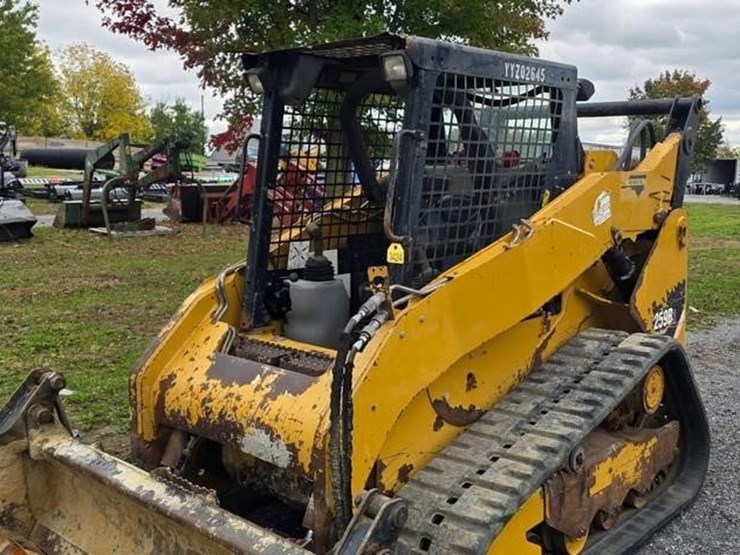 2012-caterpillar-259b3-image-7