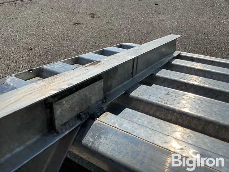 koneta-diamond-brite-aluminum-truck-headache-rack-image-18