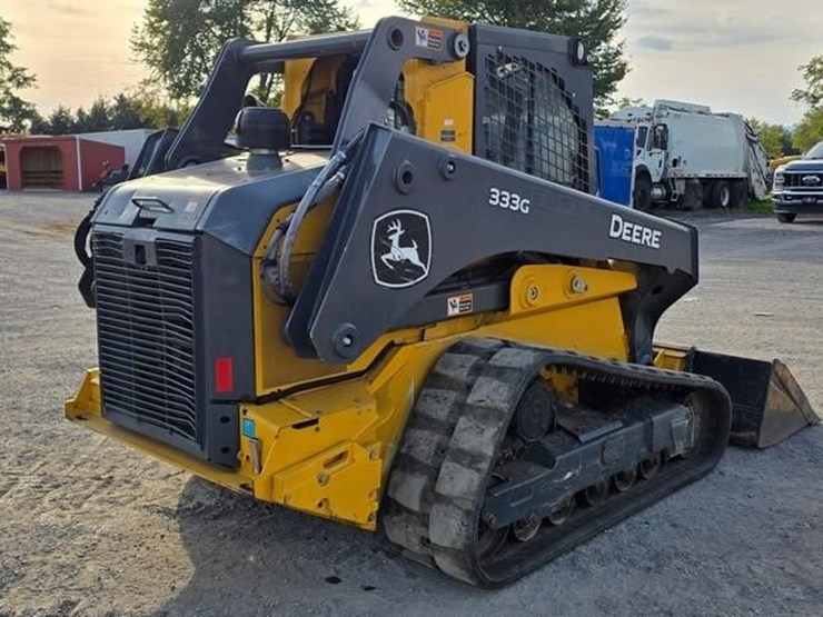 2022-deere-333g-image-4