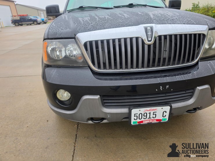 2004-lincoln-navigator-image-16