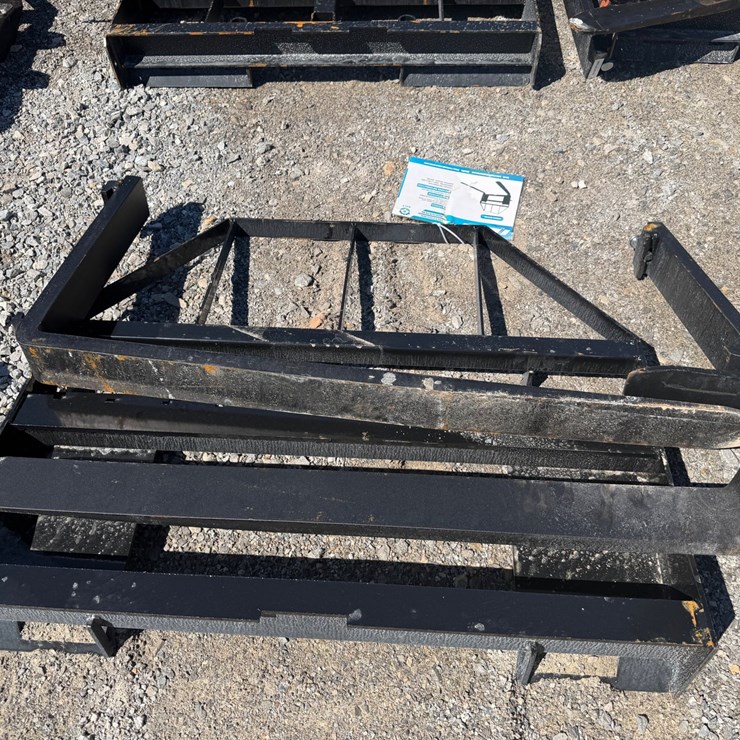 #817 • AGT 48” Skid Steer Pallet Forks