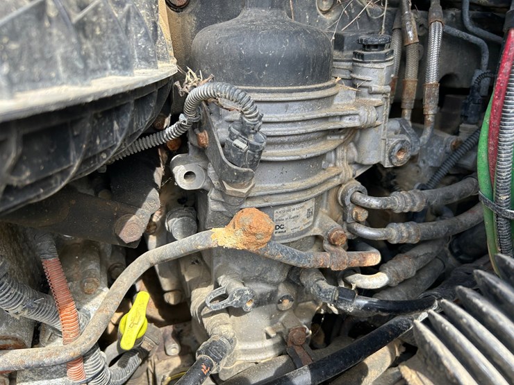 2016-freightliner-cascadia-125-image-59