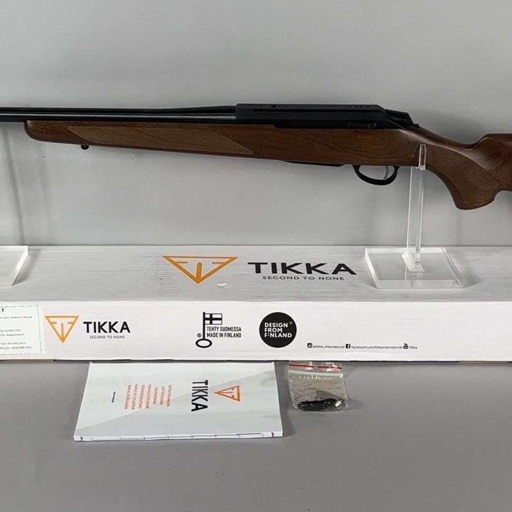 Tikka/ Beretta USA T3x Hunter .270 Win Bolt Action Rifle SN# HM0041, Manual, Sling Mounts, In Original Box