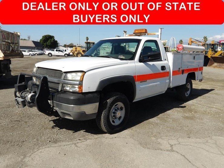2003-chevrolet-silverado-2500-image-1
