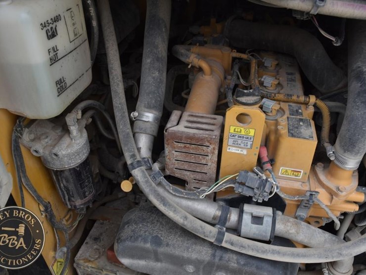 2016-caterpillar-289d-image-36