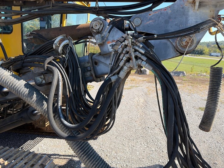 2011-atlas-copco-ecm660-iv-image-26