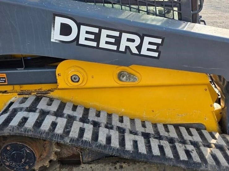 2019-deere-333g-image-12