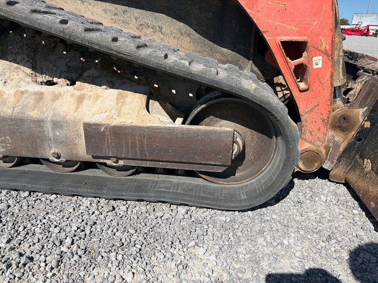 kubota-svl75-2-image-14