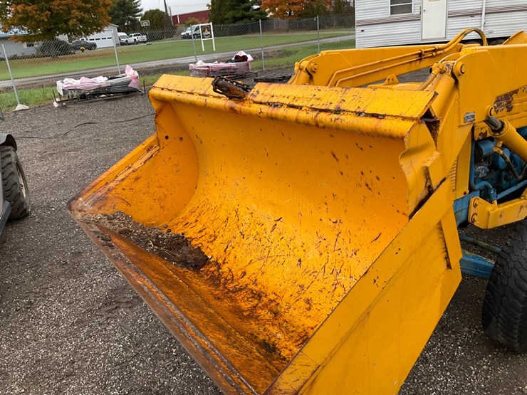 ford-4500-image-13
