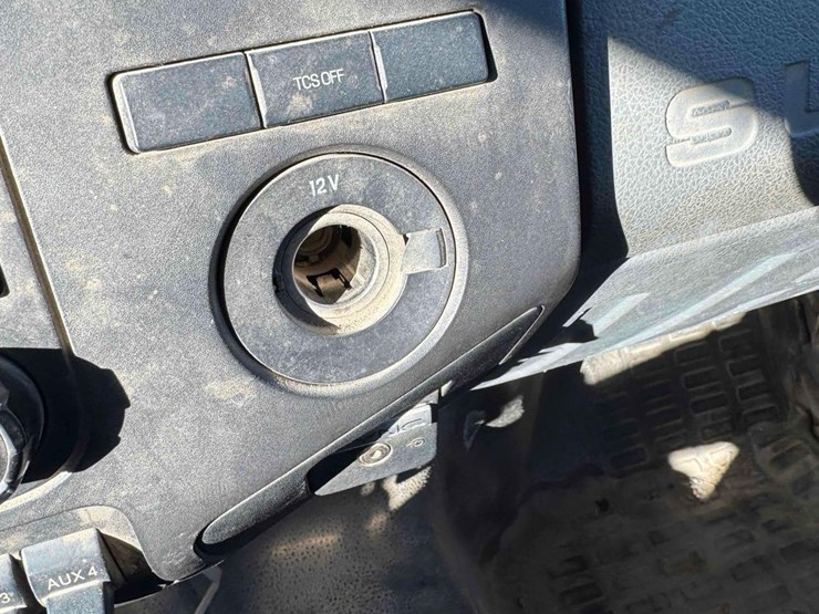 2016-ford-f550-image-26