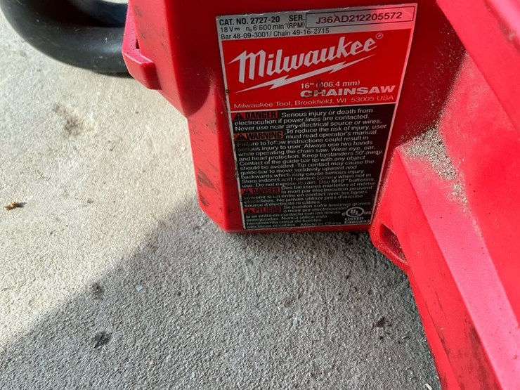 #110-•-milwaukee-m18-fuel-16"-cordless-chainsaw-&-handheld-blower-lot-image-6