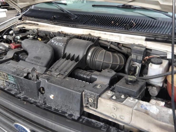 2006-ford-e350-image-11